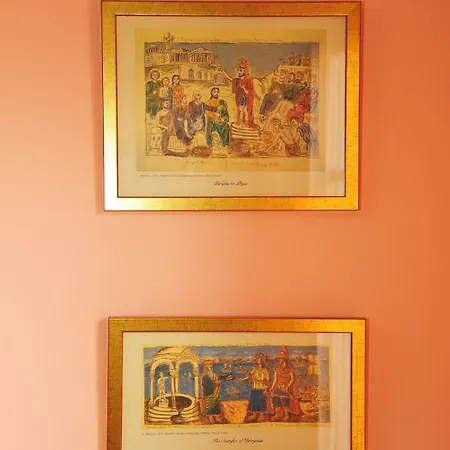 Alexandra's Art Appartement