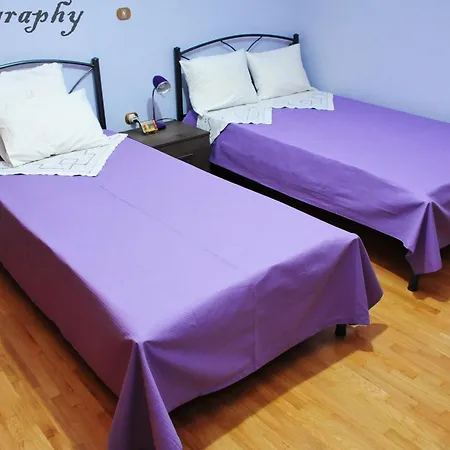 Alexandra's Art Appartement *
