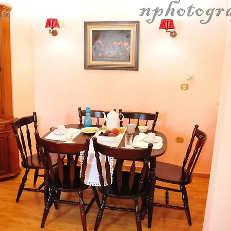 Alexandra's Art Appartamento